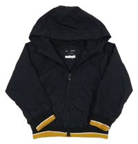 Tmavomodrá šusťáková jarní bunda s kapucí 