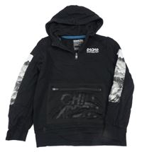 Černá mikina s nápisem a kapucí C&A