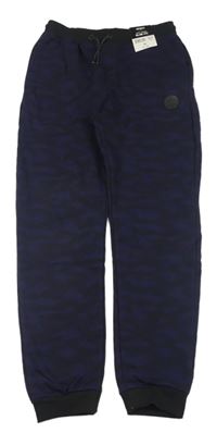 Tmavomodro-černé amy slim fit tepláky s nášivkou zn. PEP&CO