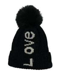 Černá žinylková čepice s nápisem a bambulí