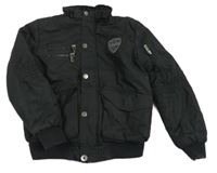 Černá šusťáková zimní bunda s nášivkou 