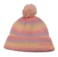 Růžovo-lila-oranžová ombré čepice s bambulí a nápisem 