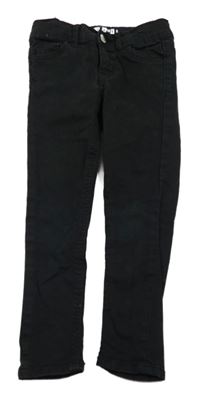 Černé skinny rifle Kiabi