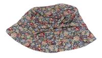 Barevný květovaný klobouk