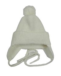 Bílá pletená čepice s bambulí