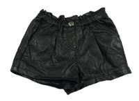 Černé koženkové kraťasy Matalan