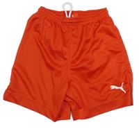 Červené sportovní kraťasy s logem Puma