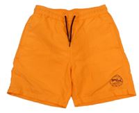 Neonově oranžové plážové kraťasy s nápisem Chapter Young