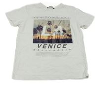 Bílé tričko se sametovým obrázkem a nápisy George