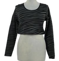 Dámské černo-šedé vzorované sportovní crop triko Primark