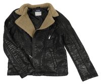 Černý koženkový křivák s beránkem Kiabi