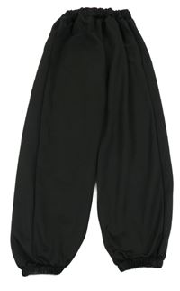 Černé sportovní tepláky