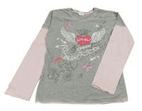 Světlešedo-růžové triko s nápisy a srdíčky 