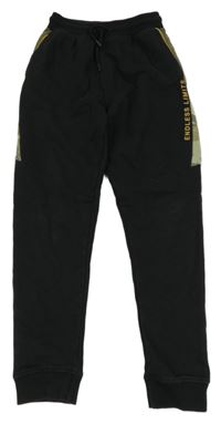 Černo-khaki tepláky s nápisem Nutmeg