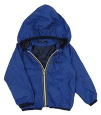 Modrá šusťáková jarní bunda s nápisem a kapucí 