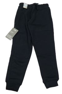 Nové - černé tepláky St. Bernard