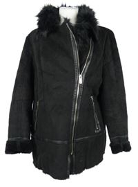 Dámský černý semišový zimní kabát s kožíškem F&F