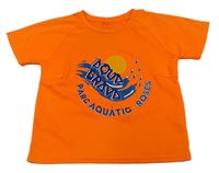 Neonově oranžové sportovní tričko s nápisem 