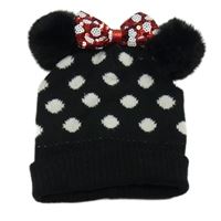 Černá puntíkatá čepice s mašlí a bambulemi - Minnie Disney