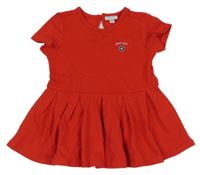 Červené šaty s kytičkou