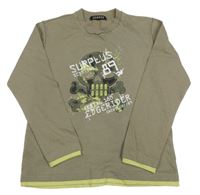 Hnědošedo-světlezelené triko s lebkou a nápisy a číslem George