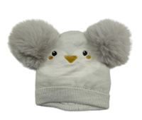 Světlešedo-bílá pletená čepice s bambulemi - tučňák George