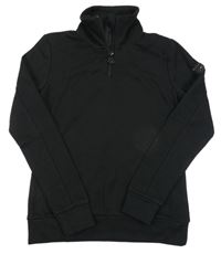 Černá mikina s nášivkou 