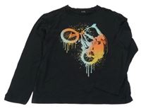 Černé triko s chlapcem na kole C&A