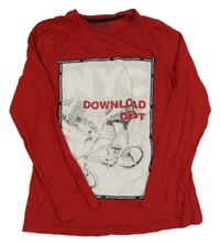 Červené triko s fotkou a nápisem 