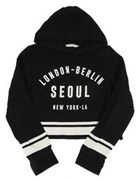 Černé crop triko s nápisy a kapucí H&M