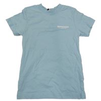 Světlemodré tričko s nápisem 