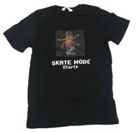 Černé tričko se skejťákem H&M