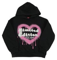 Černá mikina s nápisem a srdíčkem a kapucí Matalan