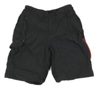 Tmavošedé šusťákové funkční kraťasy s kapsou Quechua