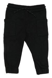 Černé tepláky s kapsami F&F