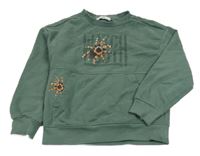 Zelená mikina s nápisy a pavouky C&A