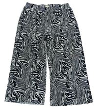 Bílo-černé plisované kalhoty River Island