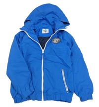 Modrá šusťáková jarní bunda s nášivkou a kapucí 