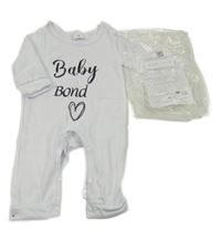 Nové - bílý overal s nápisy a srdíčkem 