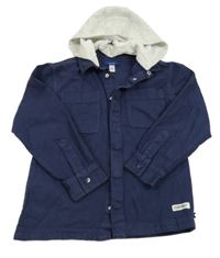 Tmavomodrá plátěná košilová bunda s šedou teplákovou kapucí okaidi