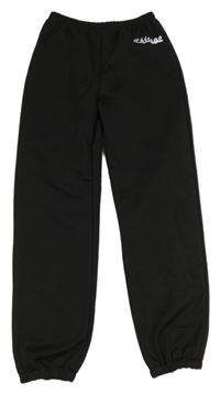 Černé tepláky s nápisem Shein