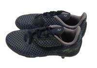 Tmavomodré kostkované kopačky se smajlíkem vel.30