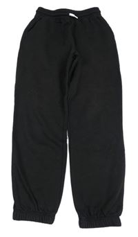 Černé tepláky Primark