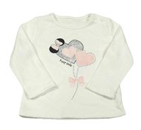 Bílé triko se srdíčky