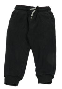 Černé tepláky Next