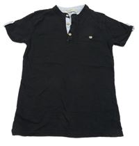 Černé tričko s kapsičkou