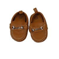 Nové - Hnědé koženkové capáčky se sponou vel. 17