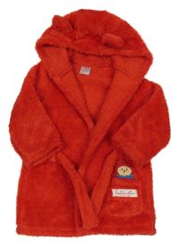 Červený chlupatý župan s Paddingtonem a kapucí