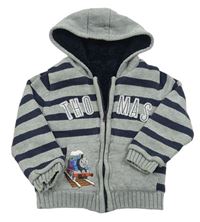 Šedo-tmavomodrý pruhovaný zateplený propínací svetr s kapucí a Mašinkou Tomášem M&S