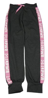 Tmavošedo-růžové sportovní tepláky s nápisem 